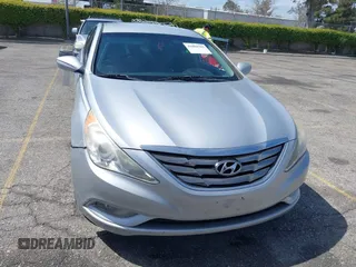 2013 Hyundai Sonata Limited with VIN 5NPEC4AC8DH668294, listed as a IAAI auction lot 41884592 with 137,709 mi miles and . Bid and sale history available at DreamBid. Image 12.