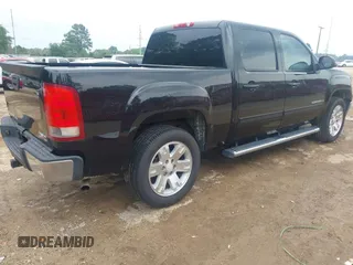 2008 GMC Sierra 1500 SLE1 z VIN 2GTEC13J981336446, wystawiony jako IAAI lot #42260022 z przebiegiem 179 852 mil mil oraz . Historia ofert i sprzedaży dostępna na DreamBid. Obrazek 4.