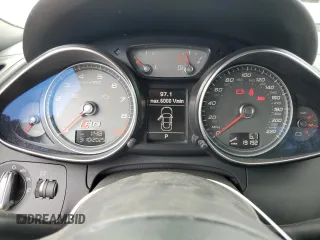 2015 Audi R8 z VIN WUASUAFG6FN000378, wystawiony jako Copart lot #48410715 z przebiegiem 19 192 mil mil oraz Tytuł czysty. Historia ofert i sprzedaży dostępna na DreamBid. Obrazek 9.