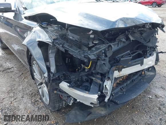 2018 Genesis G80 3.8L с VIN KMHGN4JE6JU255808, выставлен на аукционе IAAI как лот 42348710 с пробегом Не указан миль и . История ставок и продаж доступна на DreamBid. Изображение 16.