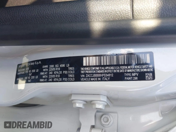 2017 Jeep Renegade Latitude with VIN ZACCJBBB8HPE64812, listed as a IAAI auction lot 41349525 with 106,966 mi miles. Bid and sale history available at carsss.com. Image 9.
