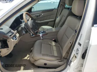 2013 Mercedes-Benz E 350 Luxury with VIN WDDHF2EB5DA704191, listed as a Copart auction lot 58959775 with 105,645 mi miles and Clean title. Bid and sale history available at DreamBid. Image 7.