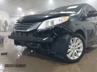 2014 Toyota Sienna Ltd with VIN 5TDDK3DC7ES072058, listed as a IAAI auction lot 41548332 with 153,742 mi miles. Bid and sale history available at carsss.com. Image 6.