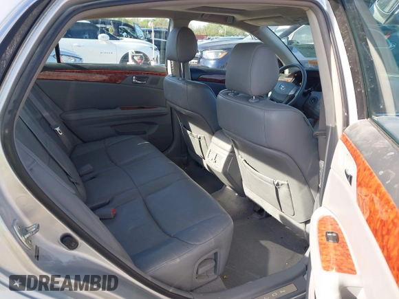 2006 Toyota Avalon XL with VIN 4T1BK36B36U153708, listed as a IAAI auction lot 42049995 with 205,803 mi miles. Bid and sale history available at carsss.com. Image 8.