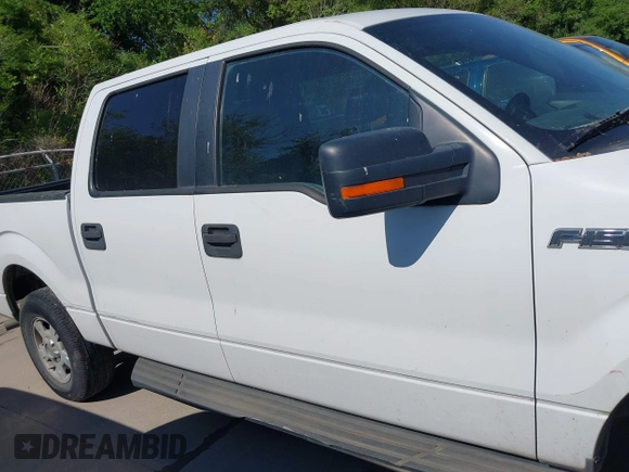 2011 Ford F-150 XL z VIN 1FTFW1CF3BKD57601, wystawiony jako IAAI lot #41993780 z przebiegiem 273 913 mil mil oraz . Historia ofert i sprzedaży dostępna na DreamBid. Obrazek 13.