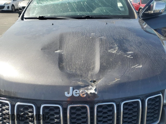 2018 Jeep Grand Cherokee Limited with VIN 1C4RJEBG5JC301438, listed as a Copart auction lot 61646835 with 66,568 mi miles and Salvage title. Bid and sale history available at DreamBid. Image 12.