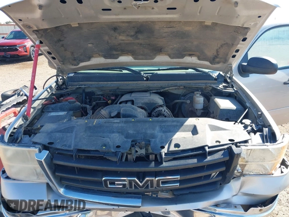2008 GMC Sierra 1500 SLE1 z VIN 2GTEK19JX81233806, wystawiony jako IAAI lot #40382411 z przebiegiem 318 796 mil mil oraz . Historia ofert i sprzedaży dostępna na DreamBid. Obrazek 10.
