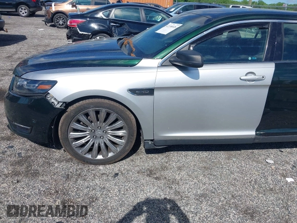 2013 Ford Taurus SHO z VIN 1FAHP2KT8DG173527, wystawiony jako IAAI lot #42198526 z przebiegiem 82 943 mil mil oraz . Historia ofert i sprzedaży dostępna na DreamBid. Obrazek 6.