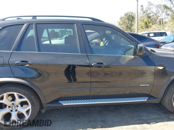 2010 BMW X5 z VIN 5UXFE8C59AL311863, wystawiony jako IAAI lot #41774765 z przebiegiem 136 827 mil mil oraz . Historia ofert i sprzedaży dostępna na DreamBid. Obrazek 13.