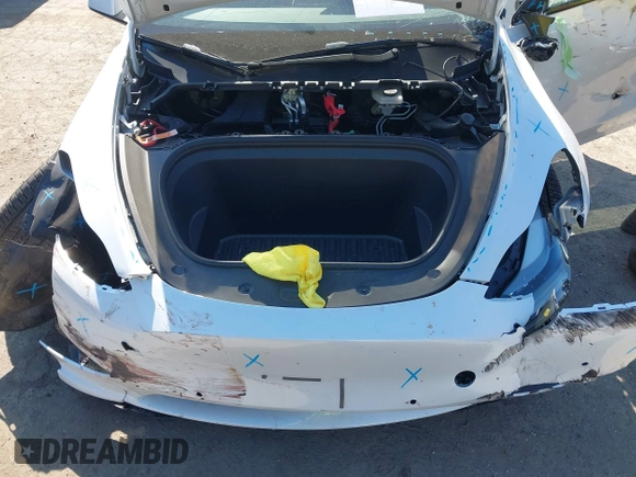 2022 Tesla Model Y Performance with VIN 7SAYGDEF5NF542189, listed as a IAAI auction lot 41643254 with 18,865 mi miles and . Bid and sale history available at DreamBid. Image 10.