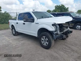 2020 Ford F-150 XL with VIN 1FTEW1E53LFB55884, listed as a IAAI auction lot 42176174 with 1 mi miles. Bid and sale history available at carsss.com. Image 1.