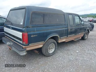 1995 Ford F-150 with VIN 1FTEX15N6SKA88510, listed as a IAAI auction lot 42446158 with Not provided miles and . Bid and sale history available at DreamBid. Image 4.
