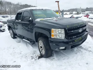 2007 Chevrolet Silverado 1500 LTZ with VIN 2GCEK13M771531683, listed as a IAAI auction lot 41558991 with 999,999 mi miles. Bid and sale history available at carsss.com. Image 1.