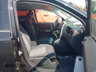 2008 Jeep Compass Sport with VIN 1J8FT47W68D711699, listed as a IAAI auction lot 41794475 with 182,700 mi miles. Bid and sale history available at carsss.com. Image 5.