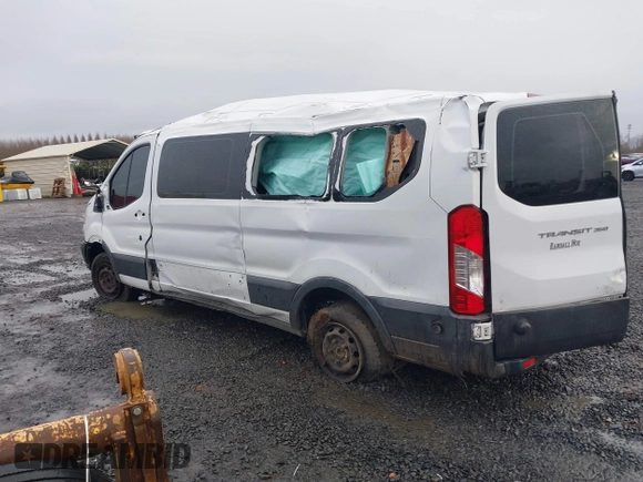 2015 Ford Transit XL with VIN 1FBZX2ZM1FKA53733, listed as a IAAI auction lot 41210136 with 155,458 mi miles and . Bid and sale history available at DreamBid. Image 3.