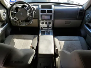 2008 Dodge Nitro SLT with VIN 1D8GT58KX8W161801, listed as a Copart auction lot 80138814 with 164,777 mi miles and Salvage Title. Bid and sale history available at DreamBid. Image 8.