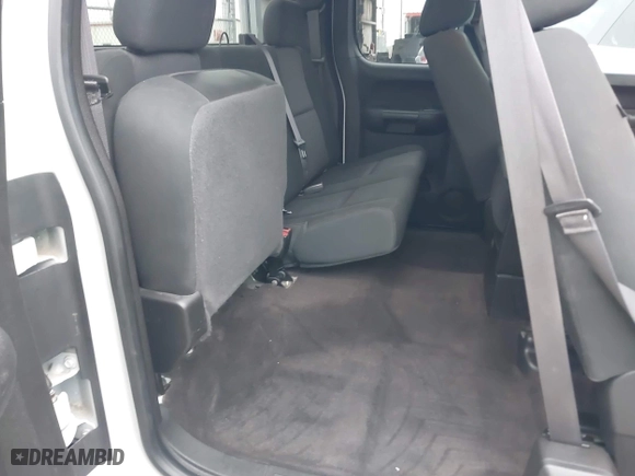 2013 Chevrolet Silverado 1500 LT with VIN 1GCRCSE00DZ168385, listed as a IAAI auction lot 41417162 with 162,426 mi miles. Bid and sale history available at carsss.com. Image 8.