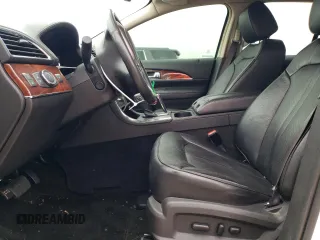 2012 Lincoln MKX with VIN 2LMDJ8JKXCBL19695, listed as a Copart auction lot 43960855 with 94,151 mi miles and Salvage Title. Bid and sale history available at DreamBid. Image 7.