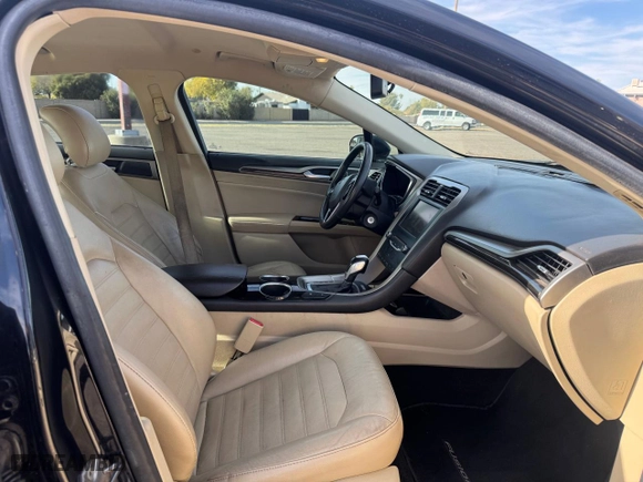 2013 Ford Fusion Energi SE Luxury with VIN 3FA6P0PU3DR373768, listed as a Copart auction lot 46953745 with 153,004 mi miles and Clean Title. Bid and sale history available at carsss.com. Image 5.
