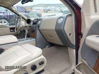 2004 Ford F-150 XLT with VIN 1FTPX14574NB92662, listed as a IAAI auction lot 41924652 with 141,694 mi miles and . Bid and sale history available at carsss.com. Image 5.