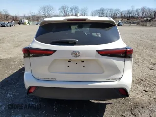 2021 Toyota Highlander L with VIN 5TDBZRBH9MS097756, listed as a Copart auction lot 49307905 with 92,072 mi miles and Salvage title. Bid and sale history available at DreamBid. Image 6.