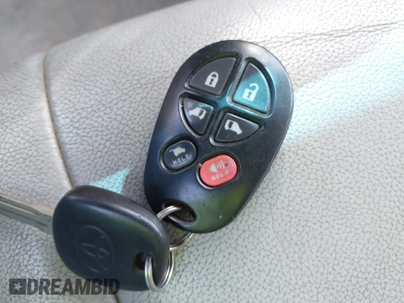 2012 Toyota Sienna XLE с VIN 5TDDK3DC9CS035753, выставлен на аукционе IAAI как лот 42716509 с пробегом 224 135 миль миль и . История ставок и продаж доступна на DreamBid. Изображение 11.