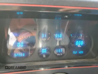 1984 Chevrolet Monte Carlo z VIN 1G1AZ37GXER137103, wystawiony jako Copart lot #74534514 z przebiegiem Nie podano mil oraz Tytuł czysty. Historia ofert i sprzedaży dostępna na DreamBid. Obrazek 9.