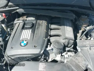2011 BMW 3 Series 328i с VIN WBADW7C58BE726515, выставлен на аукционе IAAI как лот 42077827 с пробегом 104 316 миль миль и . История ставок и продаж доступна на DreamBid. Изображение 17.