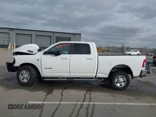 2022 Ram 2500 Big Horn with VIN 3C6UR5DL0NG103812, listed as a IAAI auction lot 41497556 with 110,303 mi miles and . Bid and sale history available at DreamBid. Image 14.