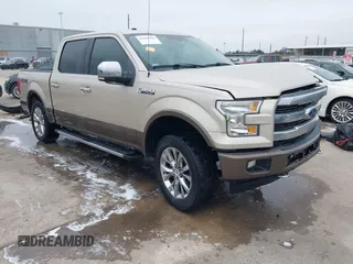 2017 Ford F-150 XL with VIN 1FTEW1EF8HKD80633, listed as a IAAI auction lot 41603566 with 122,028 mi miles. Bid and sale history available at carsss.com. Image 1.