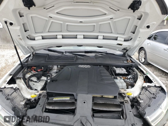 2017 Audi Q7 Premium Plus z VIN WA1LHAF71HD038447, wystawiony jako Copart lot #46440665 z przebiegiem 97 872 mil mil oraz Szkoda całkowita • Salvage title. Historia ofert i sprzedaży dostępna na DreamBid. Obrazek 12.
