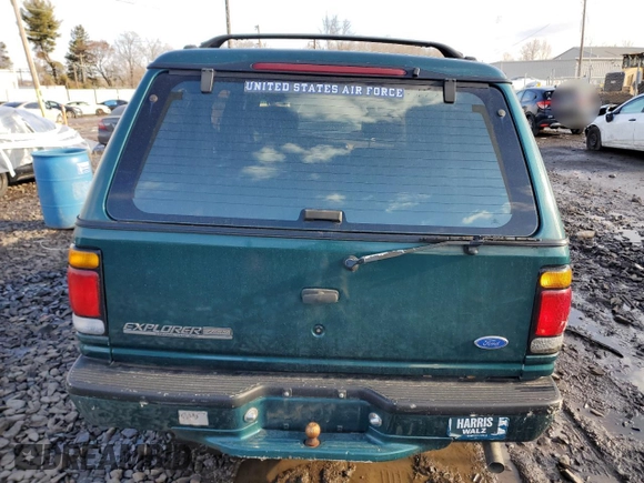 1997 Ford Explorer XL z VIN 1FMDU34E2VZA14008, wystawiony jako Copart lot #43590605 z przebiegiem 185 995 mil mil oraz Szkoda całkowita • Salvage title. Historia ofert i sprzedaży dostępna na DreamBid. Obrazek 6.