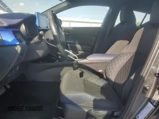 2022 Toyota C-HR XLE with VIN NMTKHMBX2NR146101, listed as a Copart auction lot 55399645 with 33,293 mi miles and Clean Title. Bid and sale history available at DreamBid. Image 7.