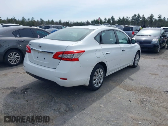 2015 Nissan Sentra SR with VIN 3N1AB7AP1FY263134, listed as a IAAI auction lot 41933142 with 160,232 mi miles and . Bid and sale history available at DreamBid. Image 4.