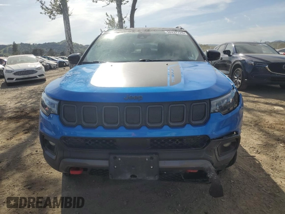 2022 Jeep Compass Trailhawk с VIN 3C4NJDDB1NT226032, выставлен на аукционе Copart как лот 50237725 с пробегом 44 805 миль миль и Списание • Salvage title. История ставок и продаж доступна на DreamBid. Изображение 5.