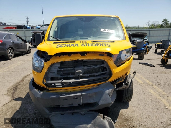 2019 Ford Transit Passenger XL z VIN 1FMZK1ZM0KKA09894, wystawiony jako Copart lot #61650455 z przebiegiem 100 779 mil mil oraz Szkoda całkowita • Salvage title. Historia ofert i sprzedaży dostępna na DreamBid. Obrazek 5.