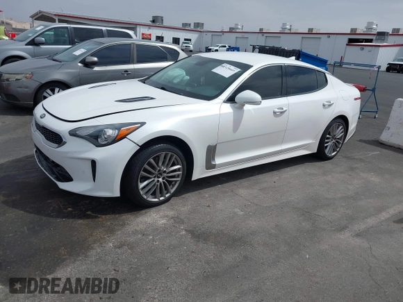 2018 Kia Stinger with VIN KNAE15LA8J6031125, listed as a IAAI auction lot 41928665 with 82,003 mi miles. Bid and sale history available at carsss.com. Image 2.