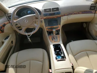 2009 Mercedes-Benz E 350 with VIN WDBUH87X39B380687, listed as a Copart auction lot 60220835 with Not provided miles and Salvage title. Bid and sale history available at DreamBid. Image 8.