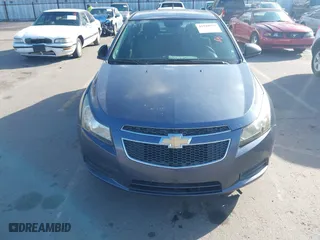 2013 Chevrolet Cruze LS with VIN 1G1PA5SH4D7312789, listed as a IAAI auction lot 41948971 with 119,725 mi miles. Bid and sale history available at carsss.com. Image 6.