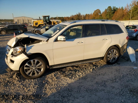 2016 Mercedes-Benz GL with VIN 4JGDF6EE2GA641769, listed as a Copart auction lot 81859134 with 156,473 mi miles and Salvage Title. Bid and sale history available at carsss.com. Image 1.