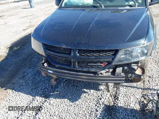 2018 Dodge Journey SE z VIN 3C4PDCAB9JT243816, wystawiony jako IAAI lot #41982817 z przebiegiem 173 092 mil mil oraz . Historia ofert i sprzedaży dostępna na DreamBid. Obrazek 6.