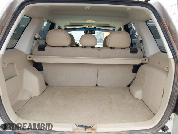 2009 Ford Escape Limited с VIN 1FMCU94G99KD11761, выставлен на аукционе IAAI как лот 41602792 с пробегом 117 365 миль миль и . История ставок и продаж доступна на DreamBid. Изображение 18.