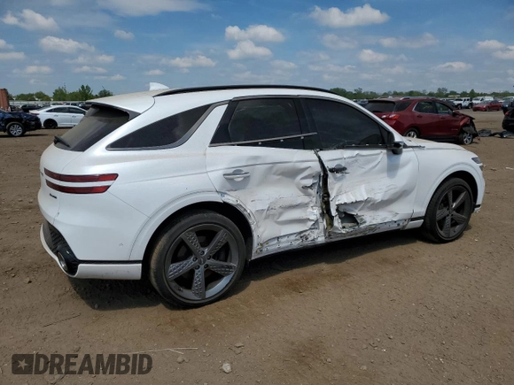 2023 Genesis GV70 Sport z VIN KMUMCDTC7PU102031, wystawiony jako Copart lot #55354305 z przebiegiem Nie podano mil oraz Szkoda całkowita • Salvage title. Historia ofert i sprzedaży dostępna na DreamBid. Obrazek 3.