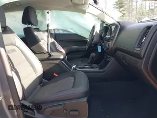 2020 GMC Canyon 4WD All Terrain w/Cloth with VIN 1GTG6FENXL1180915, listed as a IAAI auction lot 41340176 with 86,895 mi miles. Bid and sale history available at carsss.com. Image 4.
