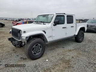 2021 Jeep Gladiator Mojave z VIN 1C6JJTEG6ML516867, wystawiony jako Copart lot #49924965 z przebiegiem 66 709 mil mil oraz Szkoda całkowita • Salvage title. Historia ofert i sprzedaży dostępna na DreamBid. Obrazek 1.