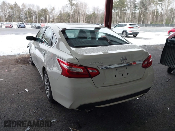 2017 Nissan Altima SV with VIN 1N4AL3AP4HC226048, listed as a IAAI auction lot 41268284 with 107,459 mi miles and . Bid and sale history available at carsss.com. Image 3.