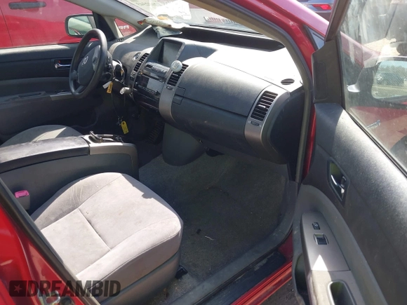 2008 Toyota Prius with VIN JTDKB20UX83389113, listed as a IAAI auction lot 42082343 with 252,640 mi miles. Bid and sale history available at carsss.com. Image 5.