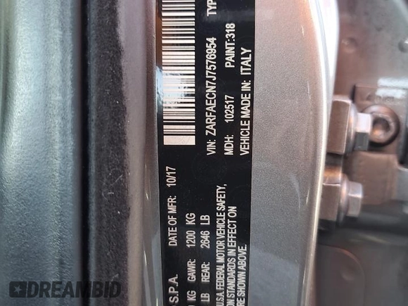 2018 Alfa Romeo Giulia Ti Sport z VIN ZARFAECN7J7576954, wystawiony jako Copart lot #57152095 z przebiegiem 80 235 mil mil oraz Szkoda całkowita • Salvage title. Historia ofert i sprzedaży dostępna na DreamBid. Obrazek 13.