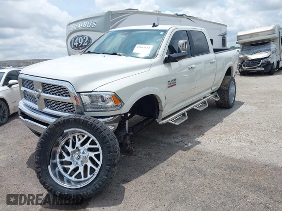 2018 Ram 2500 Laramie с VIN 3C6UR5FL6JG325908, выставлен на аукционе IAAI как лот 42463952 с пробегом 54 496 миль миль и . История ставок и продаж доступна на DreamBid. Изображение 6.