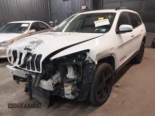 2018 Jeep Cherokee Latitude z VIN 1C4PJMCX0JD505901, wystawiony jako IAAI lot #41615476 z przebiegiem 106 873 mil mil oraz . Historia ofert i sprzedaży dostępna na DreamBid. Obrazek 2.
